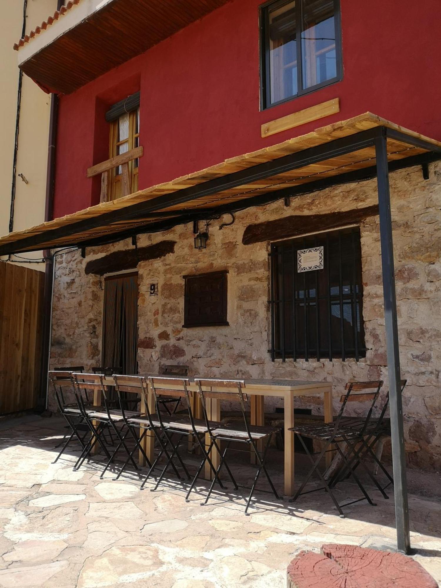 Апартаменты La Casa Roja Del Alto Tajo Абланке Экстерьер фото